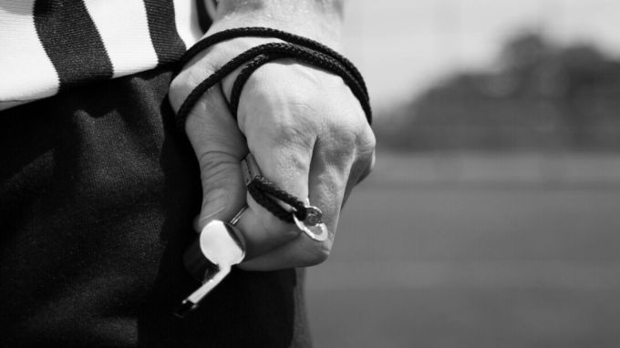 Эквадорда ҳакам отиб ўлдирилди