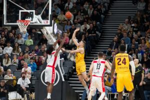 Wembanyama yulduzligida Spurs NBA pley-off bosqichini tenglashtirdi